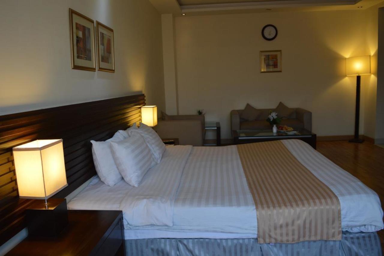 Hotel One Downtown, Lahore Esterno foto