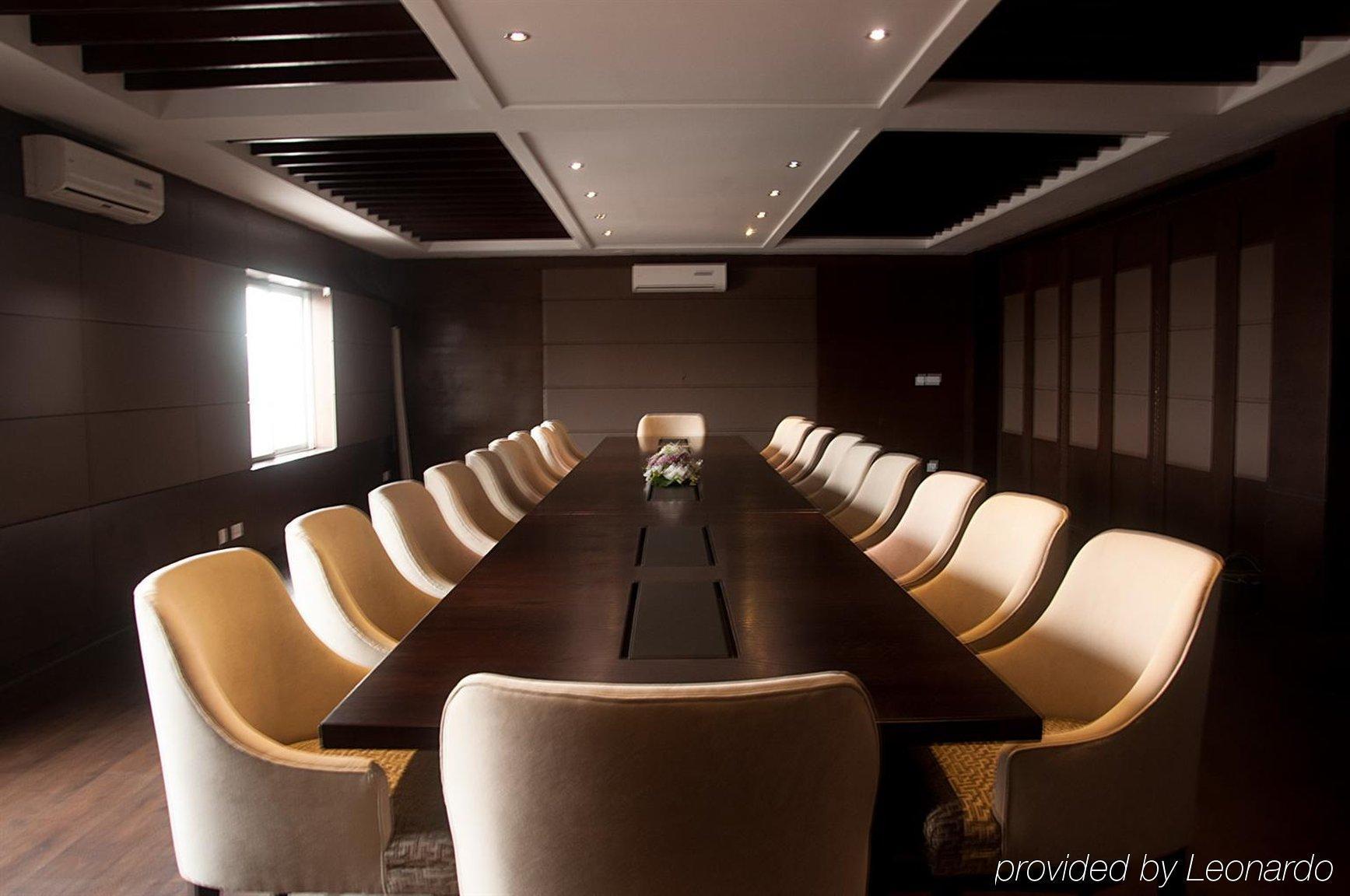 Hotel One Downtown, Lahore Servizi foto