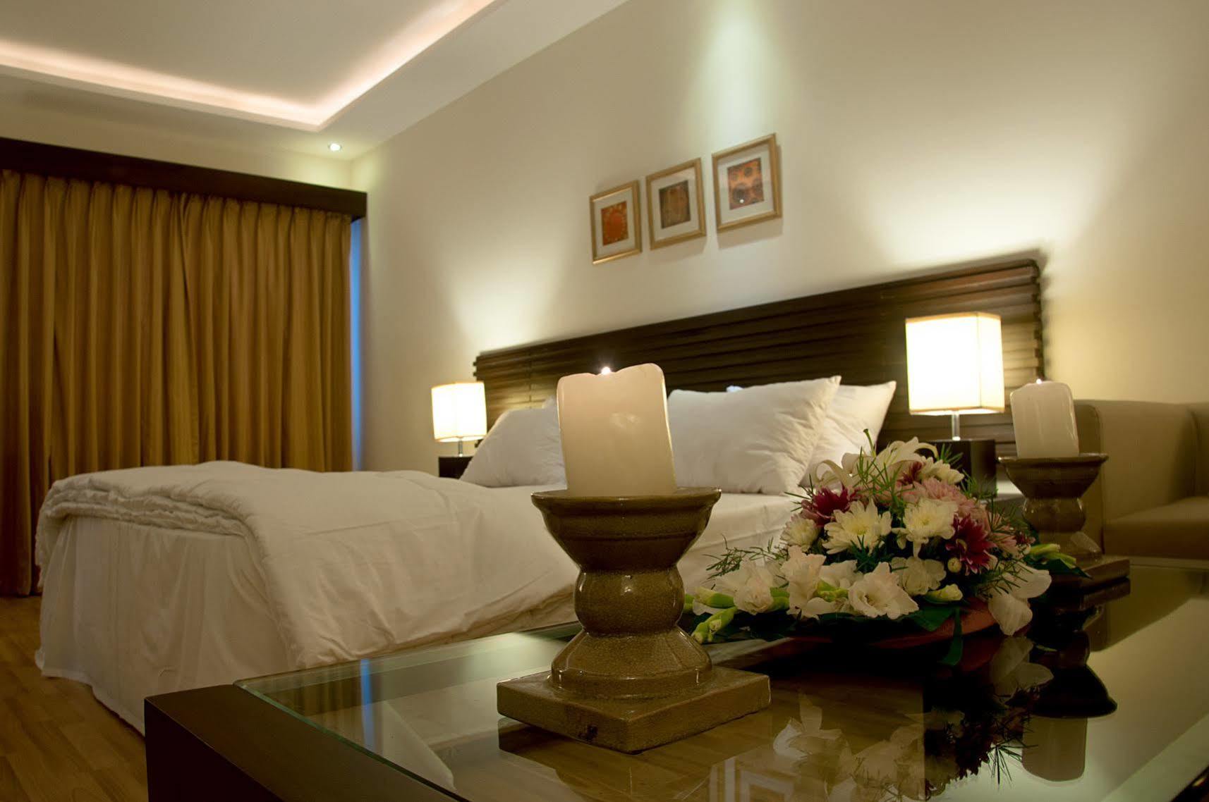 Hotel One Downtown, Lahore Camera foto