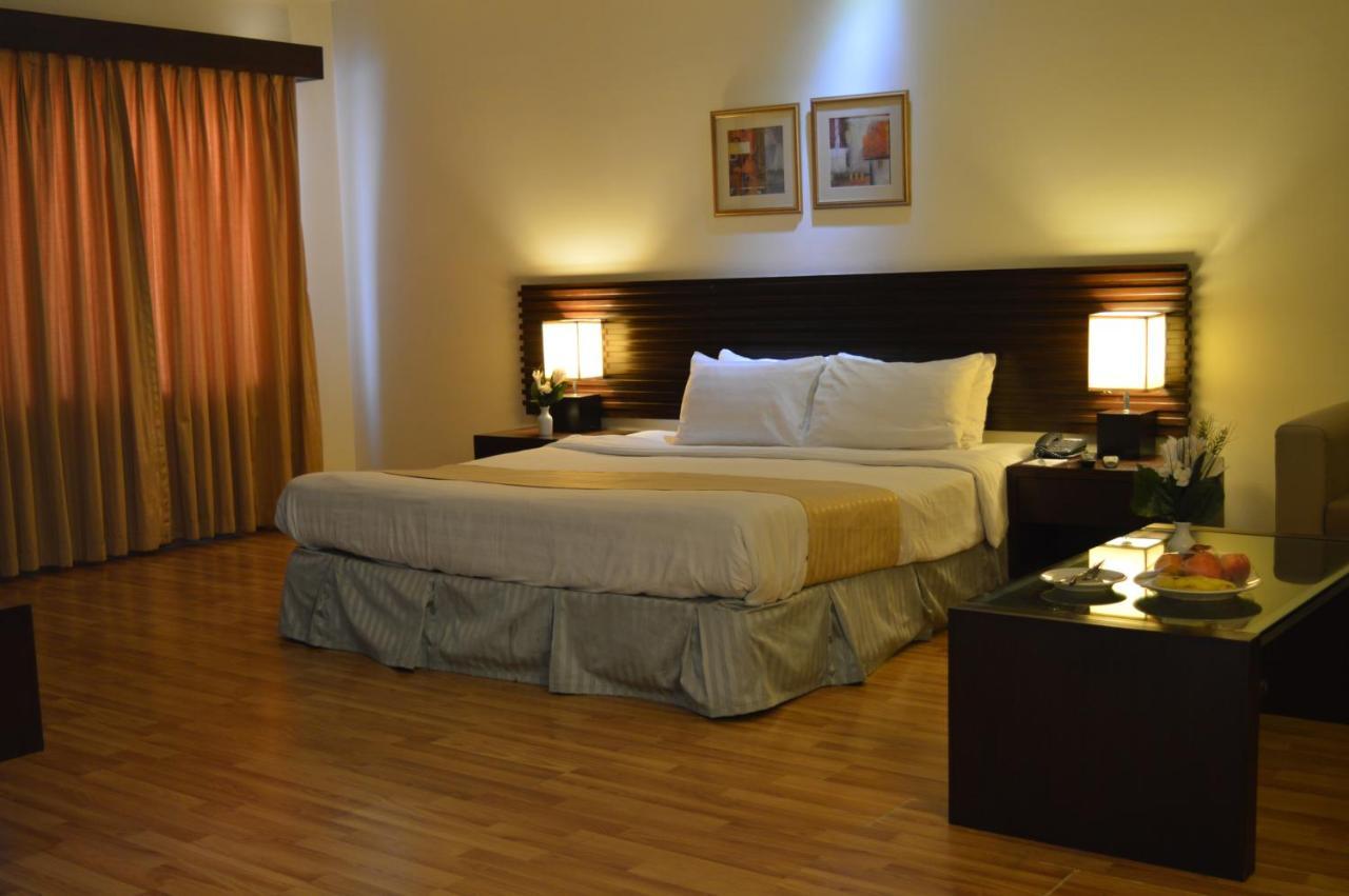 Hotel One Downtown, Lahore Esterno foto