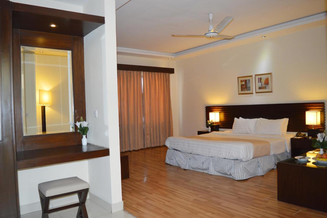Hotel One Downtown, Lahore Esterno foto